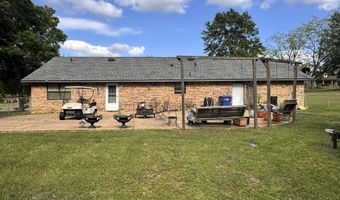 23 B St, Bay Springs, MS 39422
