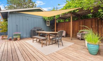 1212 NE Revere Ave, Bend, OR 97701