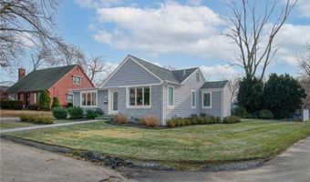 30 Stanley St, North Providence, RI 02904