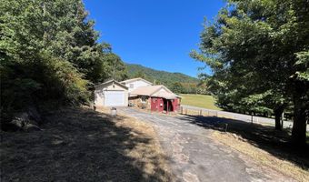 5259 NC 261 Hwy, Bakersville, NC 28705