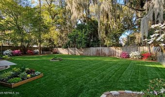 1283 NANTUCKET Ave, Atlantic Beach, FL 32233