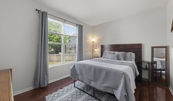 621 Lake Cornish Way, Algonquin, IL 60102