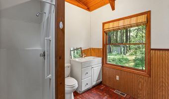 55482 DELTA Rd, Blue River, OR 97413
