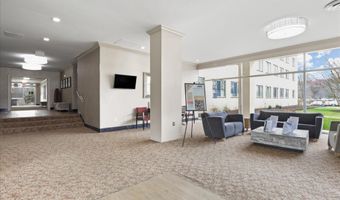 6641 WAKEFIELD Dr 703, Alexandria, VA 22307