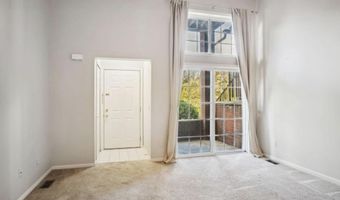 2924 Barclay Way, Ann Arbor, MI 48105