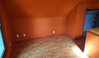 729 Brisbin St, Anoka, MN 55303