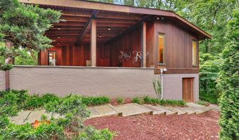 6921 AYR Ln, Bethesda, MD 20817