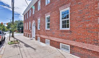 221 S ALFRED St 3A, Alexandria, VA 22314