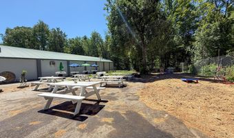 135 Federal Rd, Parsonsfield, ME 04047