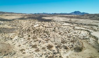 400 N Smiling Dog Trl, Terlingua, TX 79830