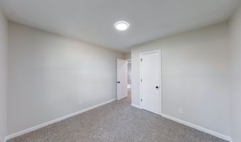227 Poplar Grove Dr, Avon, IN 46123