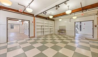 136 11 Main St. & Indian Wells Hwy, Amagansett, NY 11930