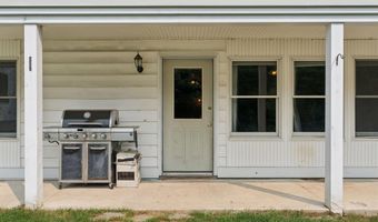 32 S V Ln, Augusta, ME 04330