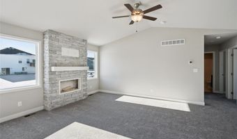 25088 Bluebird Cir, Adel, IA 50003