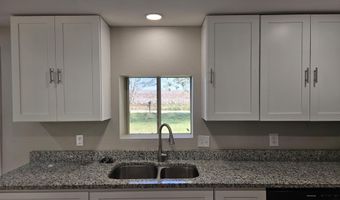 13584 Garden Way, Athens, AL 35611