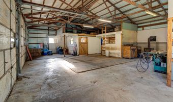25611 Indian Lake Rd, Birdseye, IN 47513