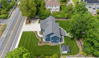 360 Pleasant St, East Providence, RI 02916