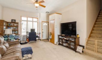 953 Robin Cir, Altoona, IA 50009