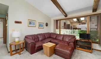 103 Rollingwood Dr, North Kingstown, RI 02852