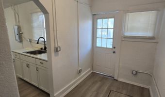 110 Mesa St SE, Albuquerque, NM 87106