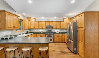 151 Bluffs Rd NW, Alexandria, MN 56308