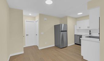 114 3rd Ave 8, Belmar, NJ 07719