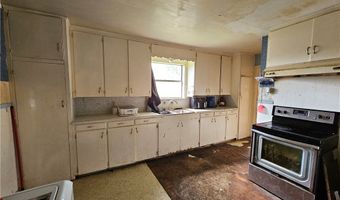 742 W 1st St, Alice, TX 78332