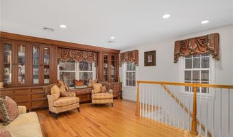 20 Bailey Blvd, East Greenwich, RI 02818