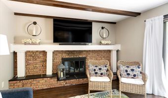 486 Edgeworthe Dr SE, Ada, MI 49301