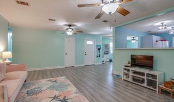 5052 Schira St, Bay St. Louis, MS 39520