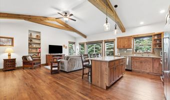 236 Bluebunch Ct, Bigfork, MT 59911