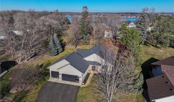 574 Pleasant View Dr NW, Alexandria, MN 56308