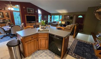 2145 Kenneth Dr, Albert Lea, MN 56007