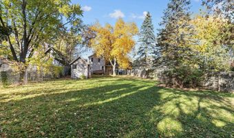 1600 N SUPERIOR St, Appleton, WI 54911