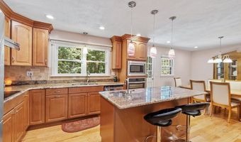103 Hayward Rd, Acton, MA 01720