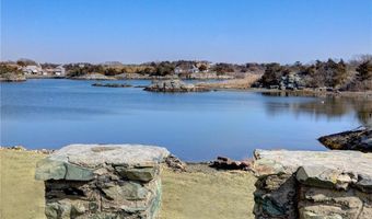 6 Price's Cove Ave, Newport, RI 02840