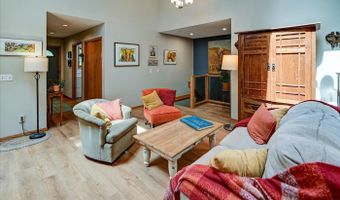2877 Glacier Valley Rd, Fitchburg, WI 53711