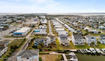 108 N Kinston Ave, Atlantic Beach, NC 28512