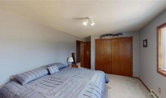 2418 W Main St, Albert Lea, MN 56007