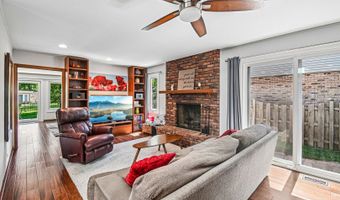 815 S Salem Ave, Arlington Heights, IL 60005
