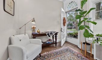 2445 W ALLEN St, Allentown, PA 18104