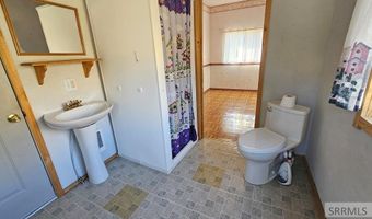 53 Runnin Bear Rd, Carmen, ID 83462