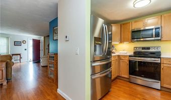 100 Scenery Ln, Johnston, RI 02919