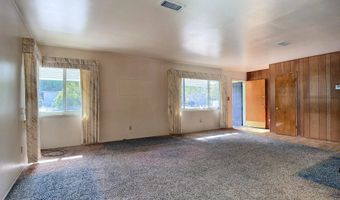 9174 ROSEDALE Dr, Spring Valley, CA 91977