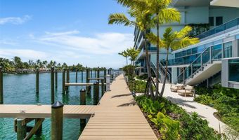 9221 E Bay Harbor Dr 210, Bay Harbor Islands, FL 33154
