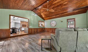 7430 Whitewood Dr, Ashtabula, OH 44004