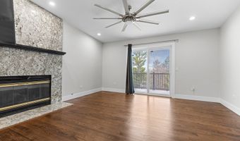 330 OAK HILL Ct, Antioch, IL 60002