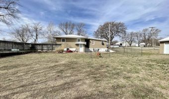 304 1st St, Axtell, KS 66403