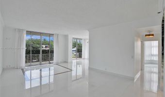 3500 Mystic Pointe Dr 105, Aventura, FL 33180