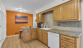 14 Dolan Ave, Aberdeen, NJ 07747